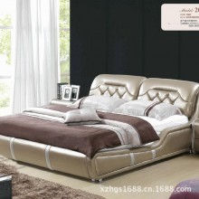 现代简约真皮软床 双人床皮艺婚床 雅居惠家具 9035-20