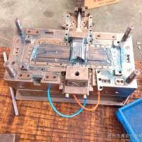 管件模具 电饭锅注塑模具具 冰箱模塑料模具 三角架模具  安全气囊模具  斜齿轮模具 气辅模具 台州模具 黄岩模具