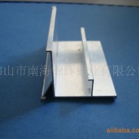 超重型 顶挂式趟门衣柜铝材