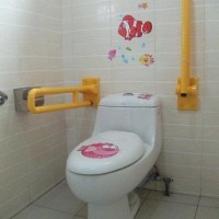 凯茂坐便器扶手 卫浴扶手     无障碍扶手 残疾人扶手   五金批发