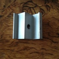 鑫伏铭光伏制造厂家 热销 光伏边压  光伏中压  塑翼螺母 底座  三角  直连接